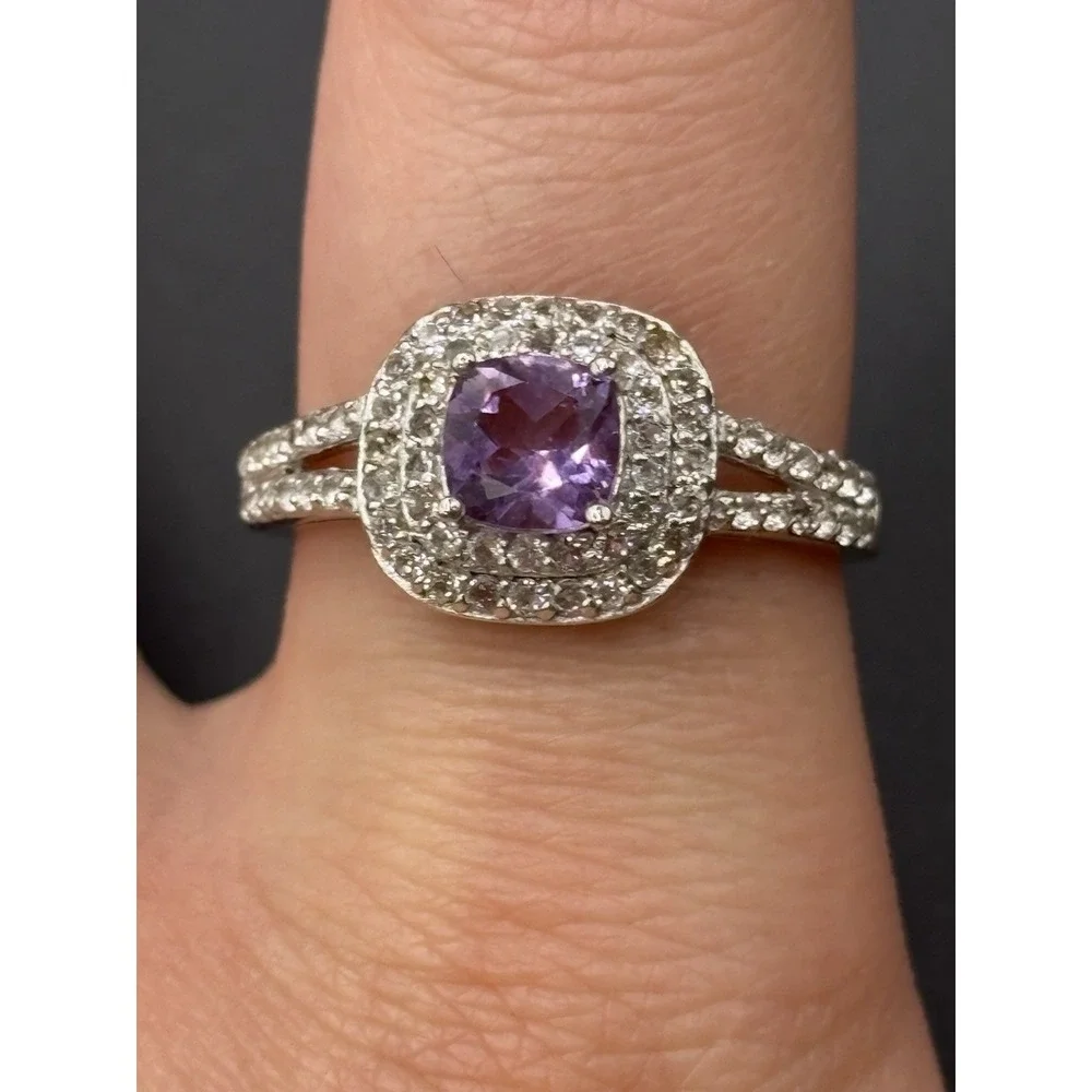 EUC Sterling Silver Purple Cubic Zirconia Ring Size 10 F9